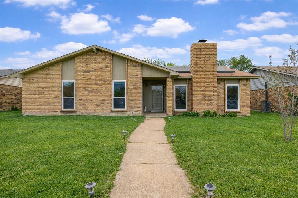 310 Willow Springs Court — photo