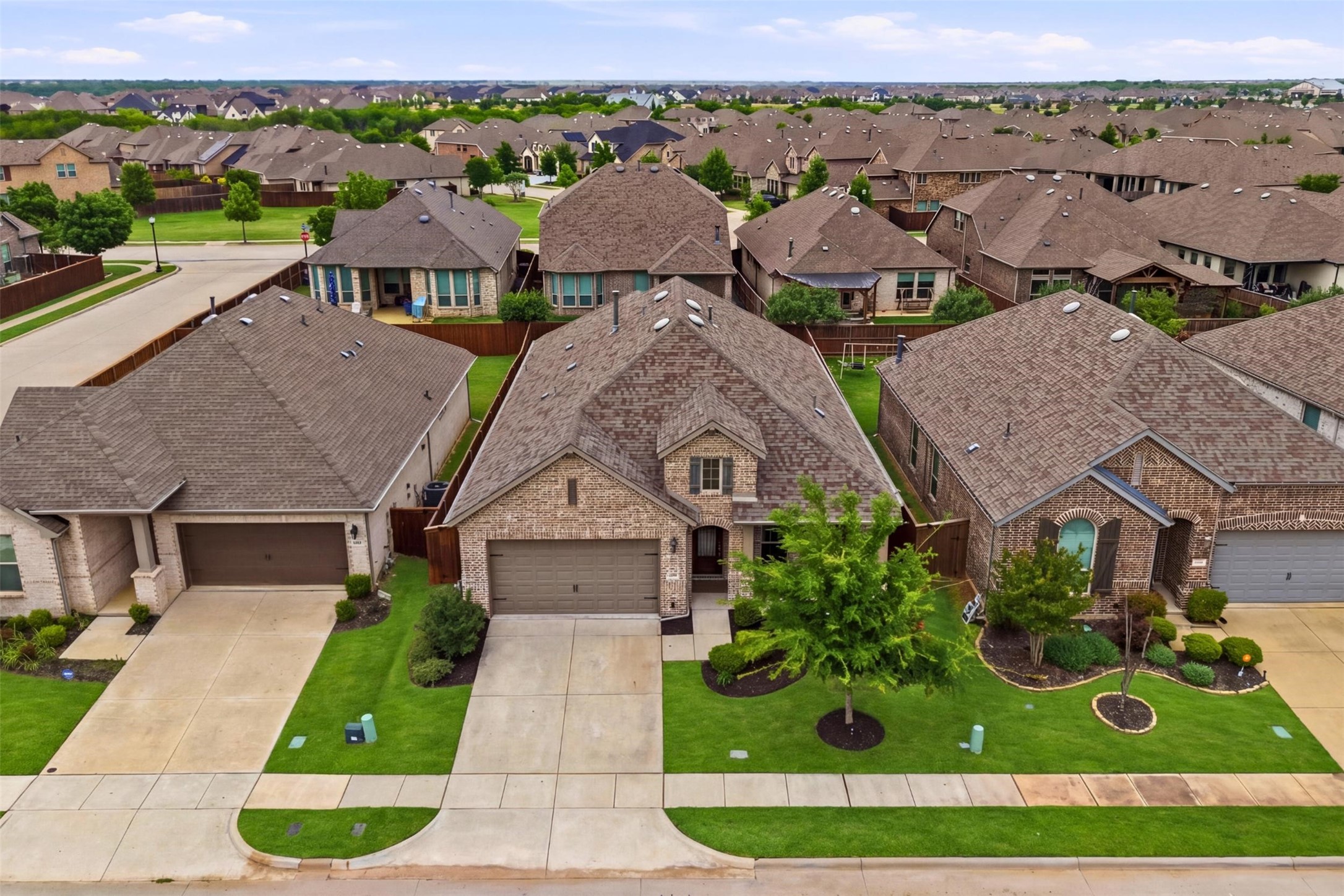 1429 Eclipse Road, Aubrey, TX 76227 — photo 3