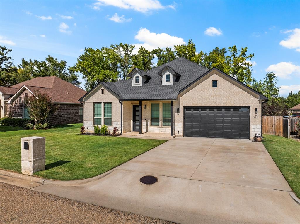 237 Kathryns Court — photo