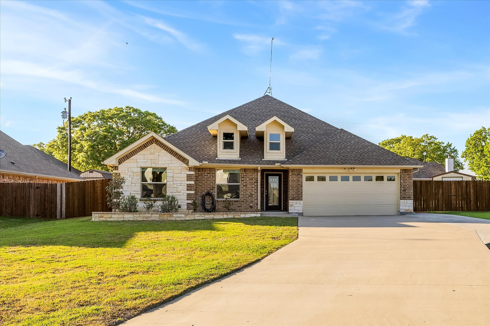 2808 Rodeo Drive, Quinlan, TX 75474