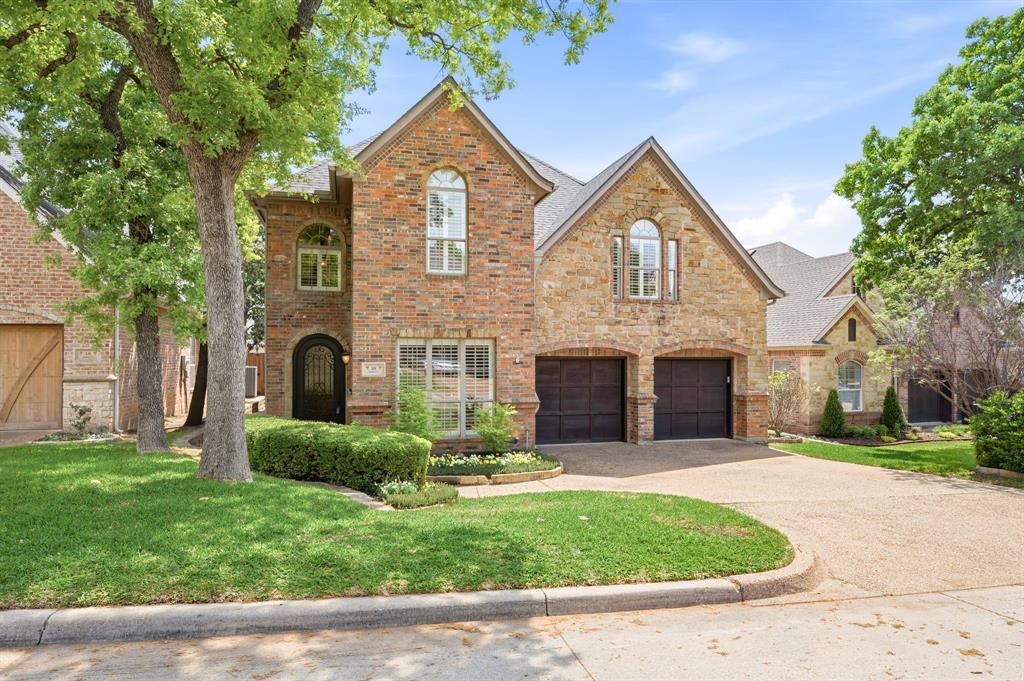 18 Jamie Court — photo