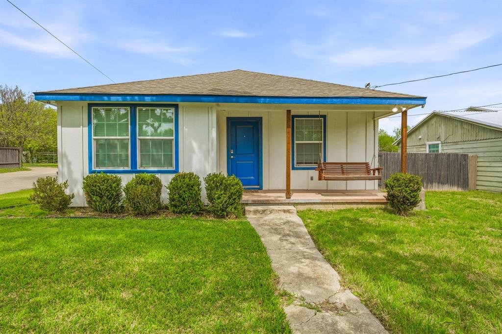 1037 W Frey Street — photo