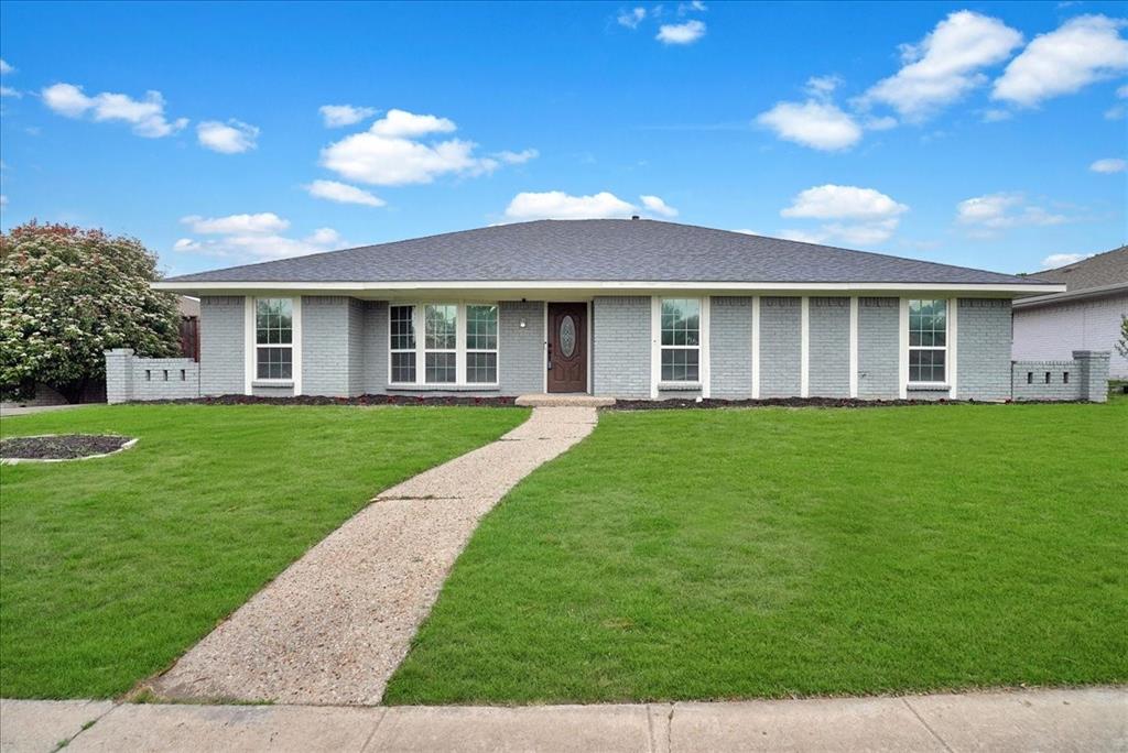 527 Goodwin Drive — photo