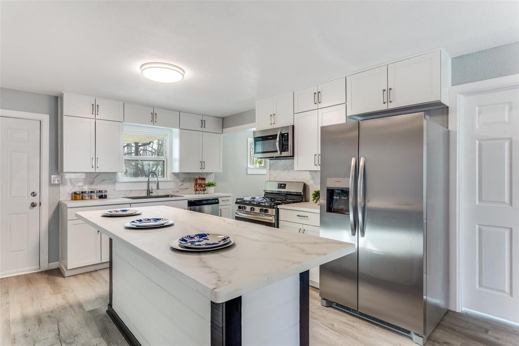 804 Lively Street — photo