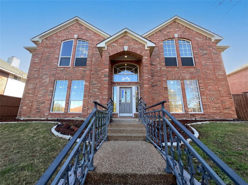2406 Manchester Drive — photo