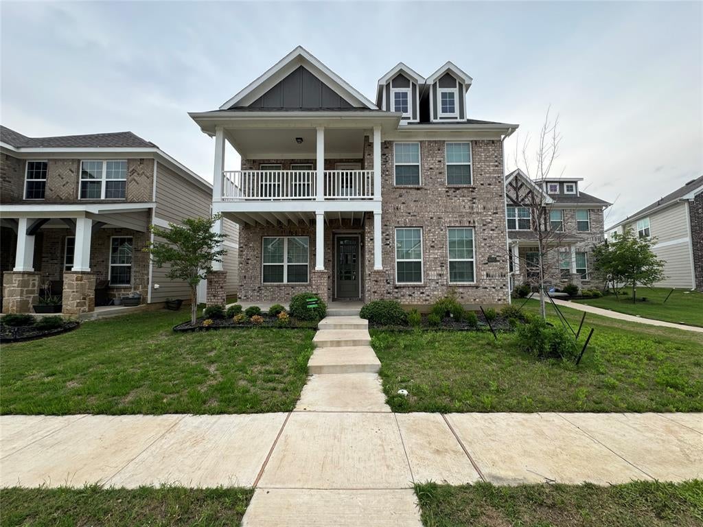 6033 Seguin Court — photo