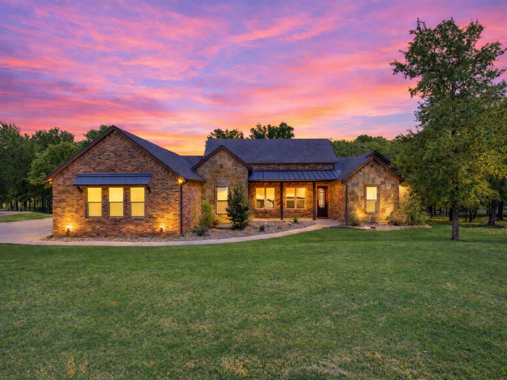 104 Oak Bend Court — photo