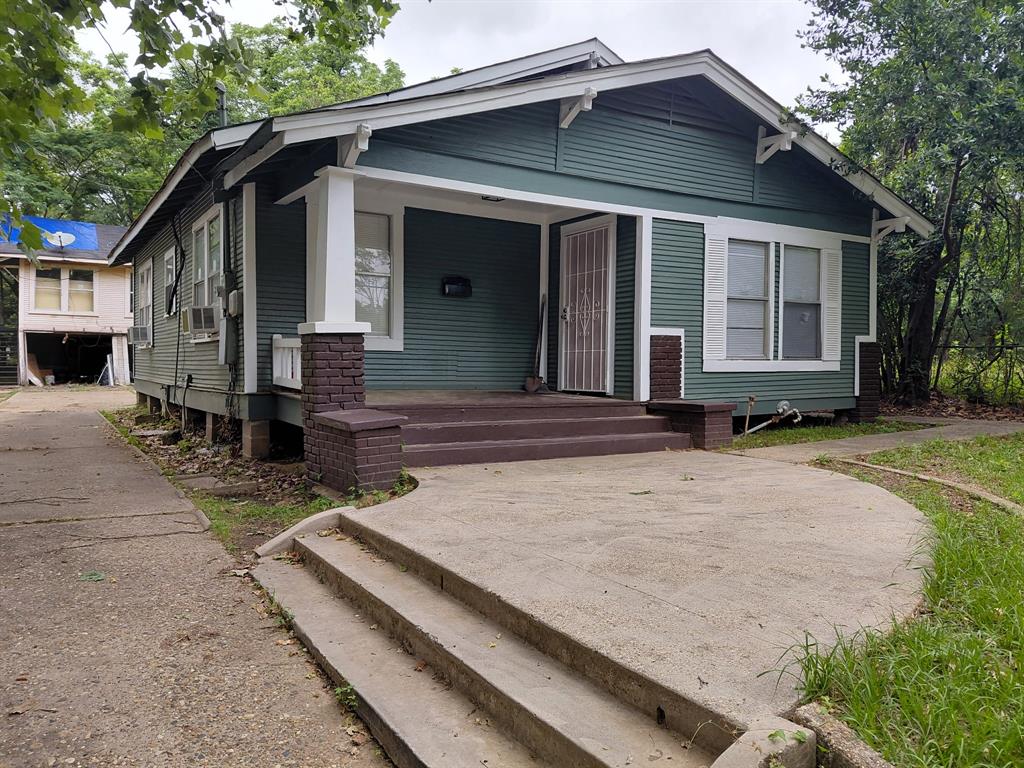 2610 Emery Street — photo