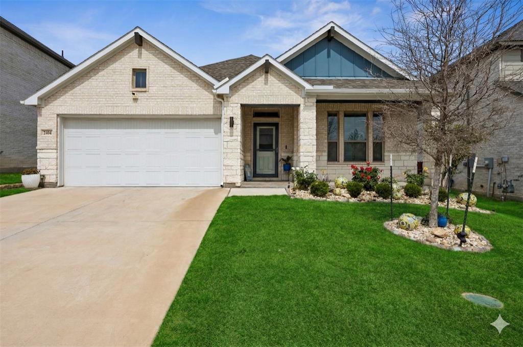 2404 Ponca Drive — photo