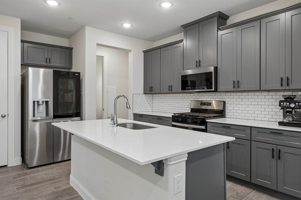 1053 Keswick Drive — photo