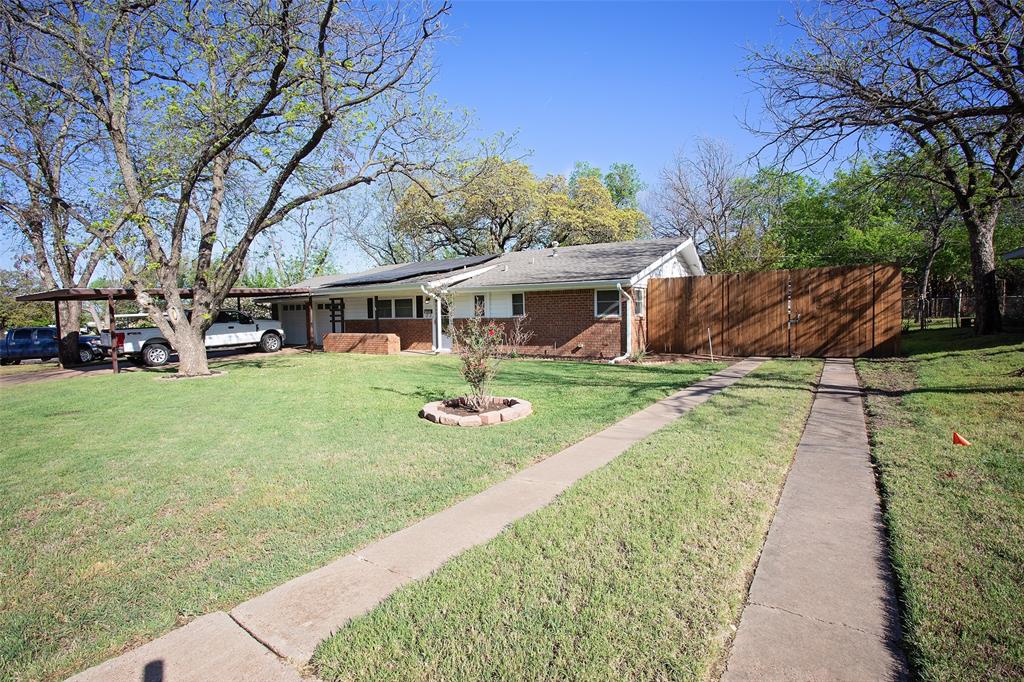 1405 Thompson Drive — photo