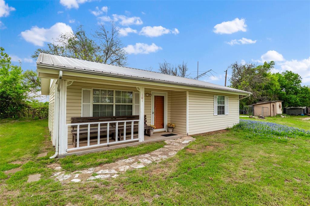 101 S Frio Court — photo