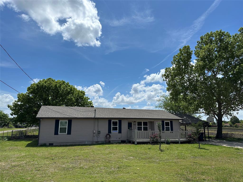7910 County Road 392 — photo
