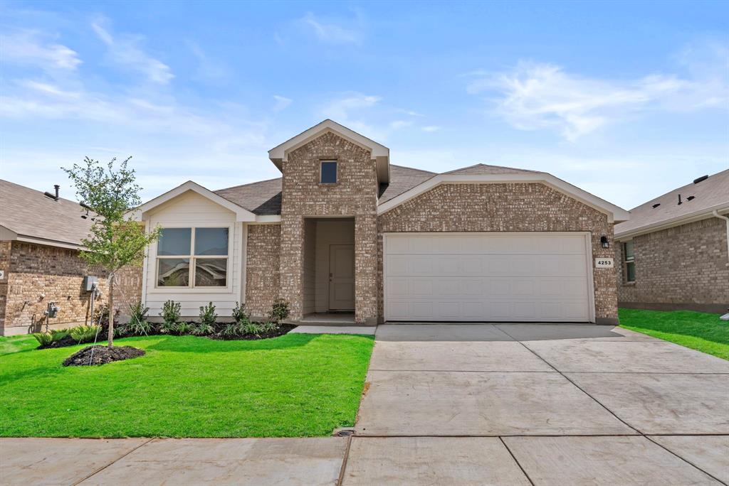 4253 Trickling Creek Lane — photo