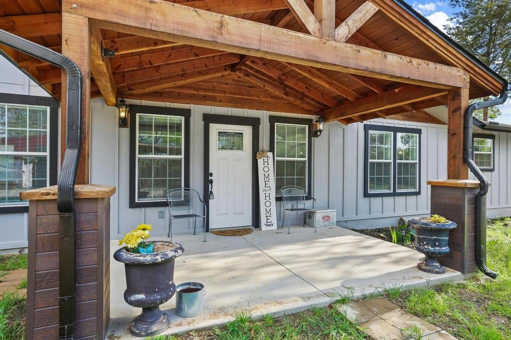 1604 County Rd 4040 — photo