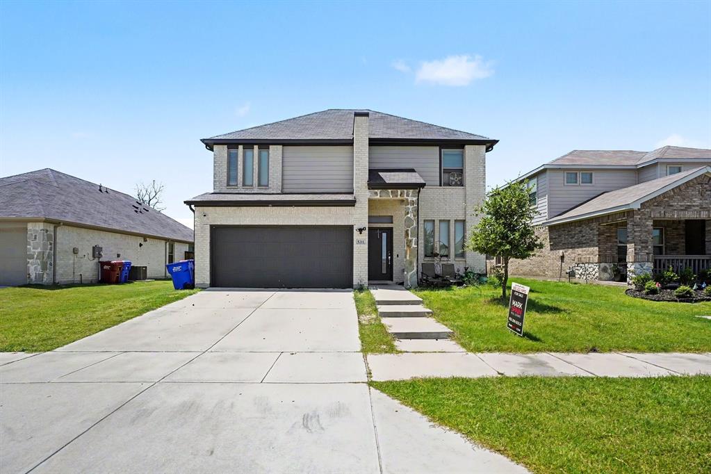 5211 Amistad Avenue — photo