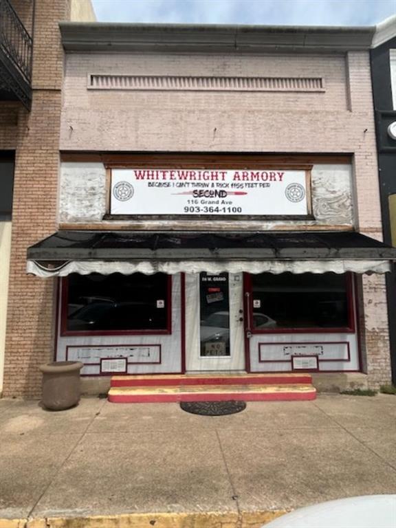 116 W Grand Street — photo
