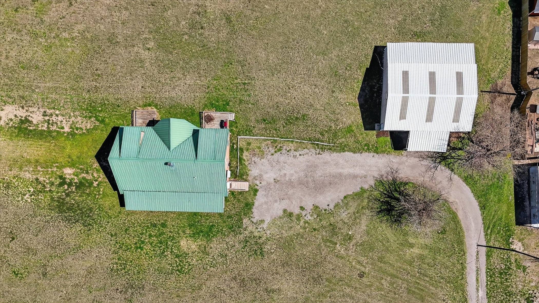 131 Hawk Ridge Road, Decatur, TX 76234 — photo 3