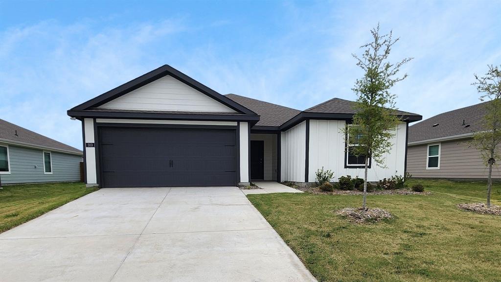 500 Silver Birch Drive — photo