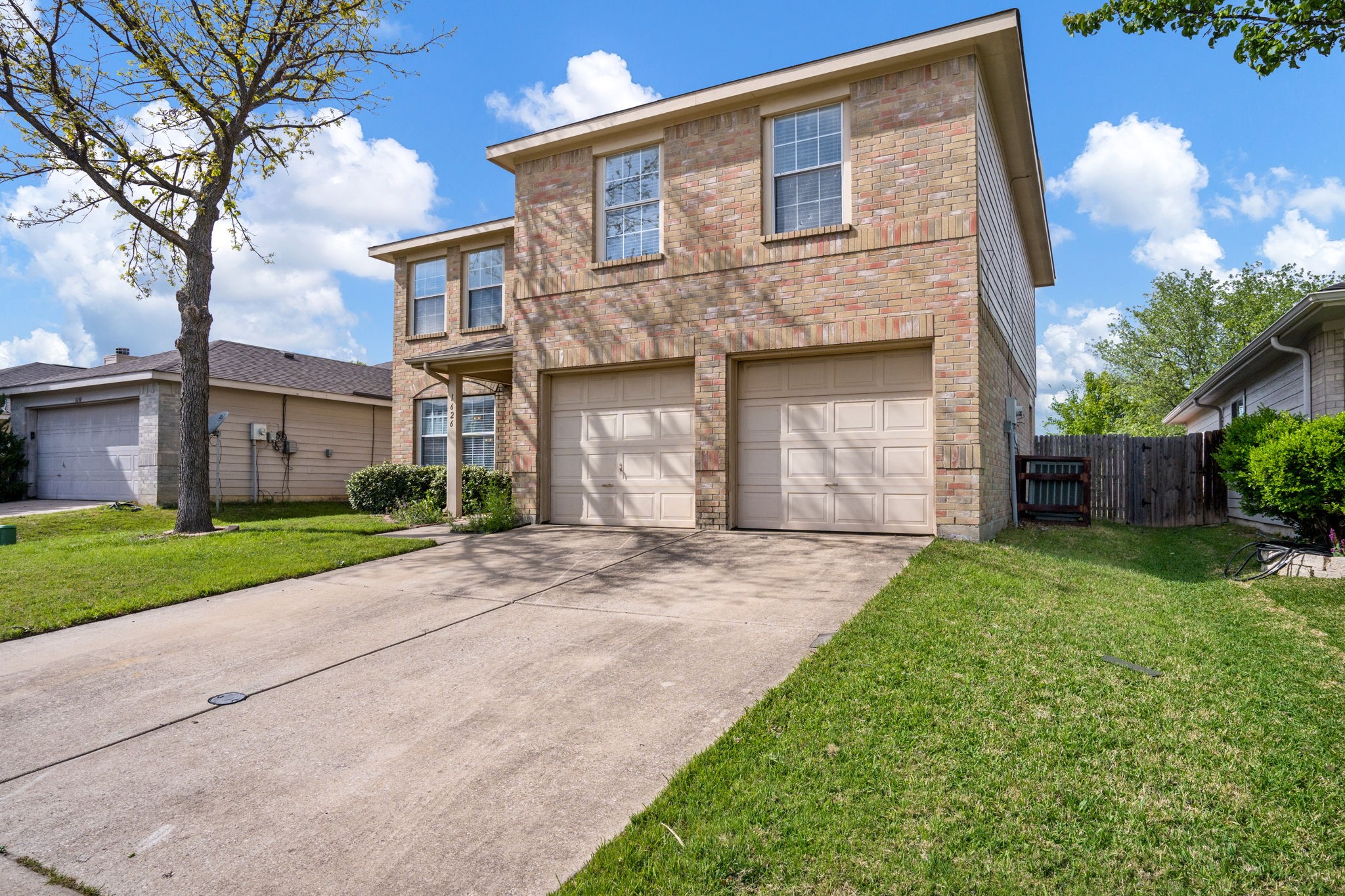 1626 White Oak Drive — photo