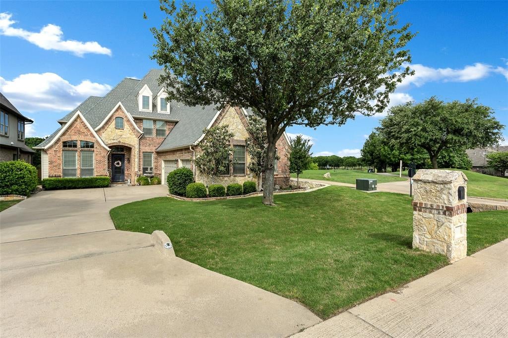 2401 Portwood Way — photo