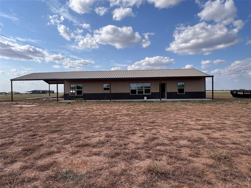 1436 CR 428 — photo