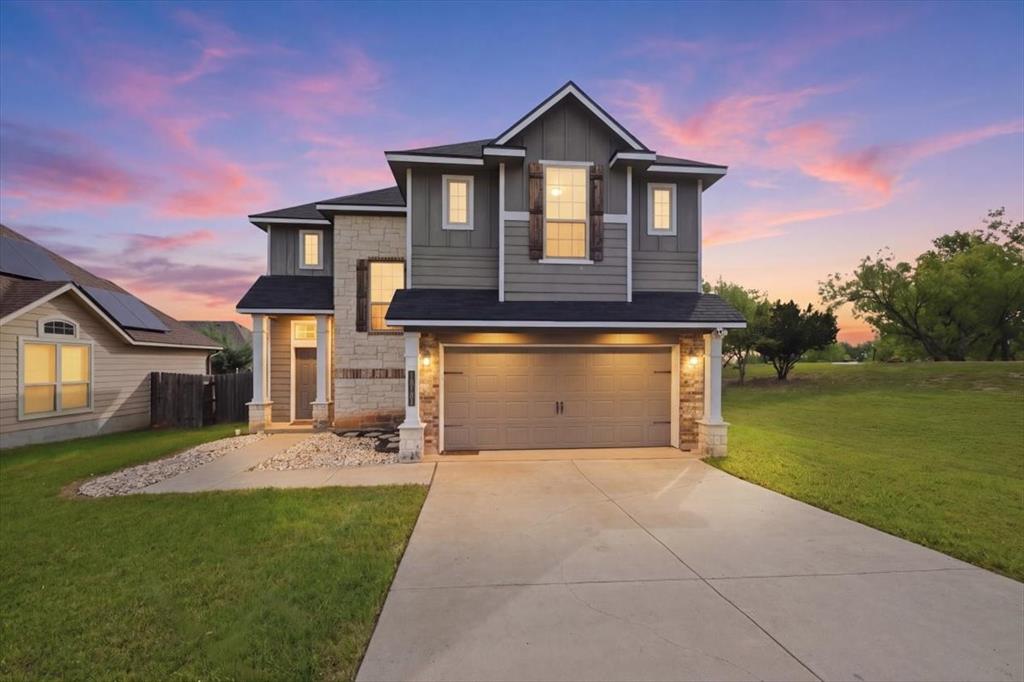 10701 Kestrel Court — photo