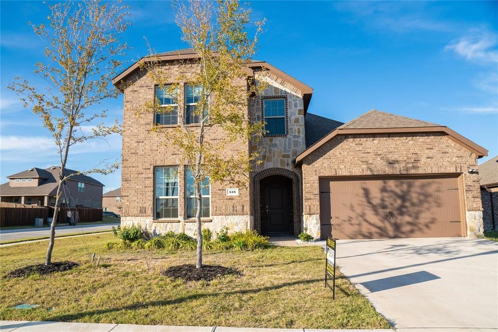 518 Saddle Club Way — photo