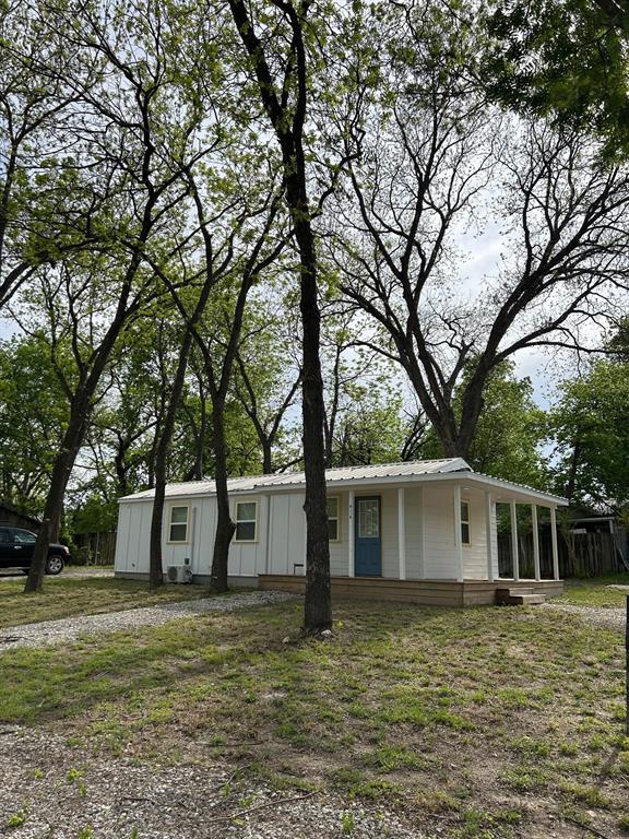 414 N N Avenue F — photo