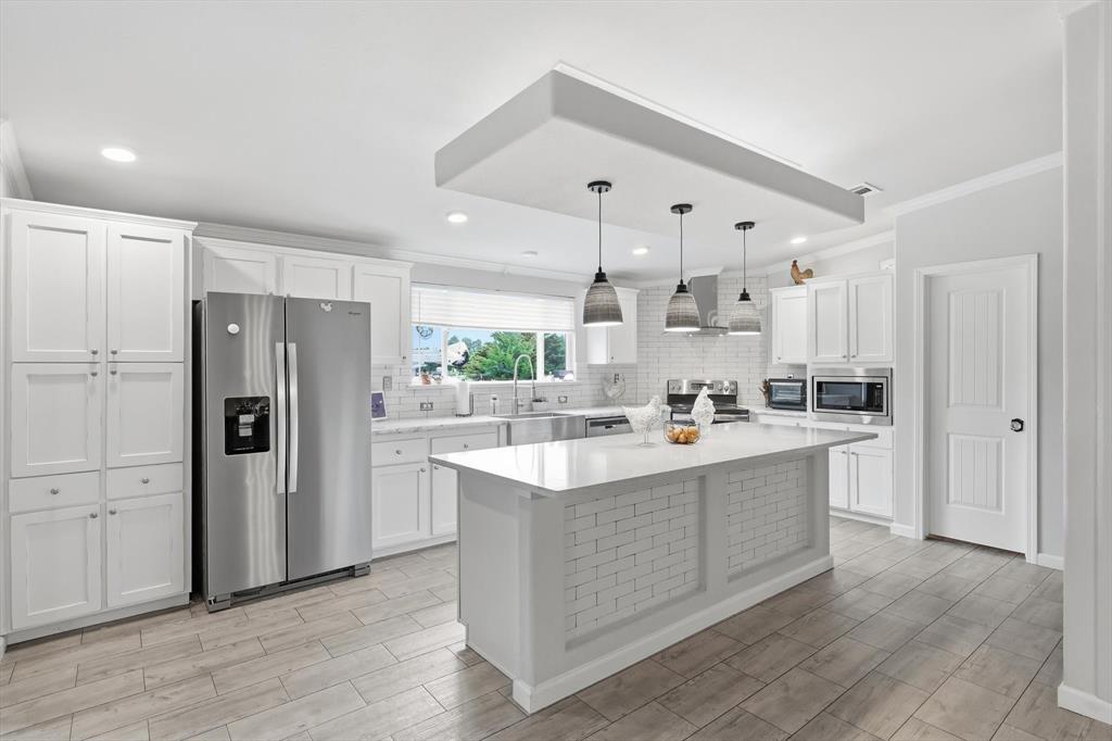 7113 Private Road 1182 — photo