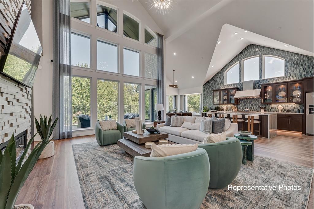 1001 Clear Bluff Place — photo