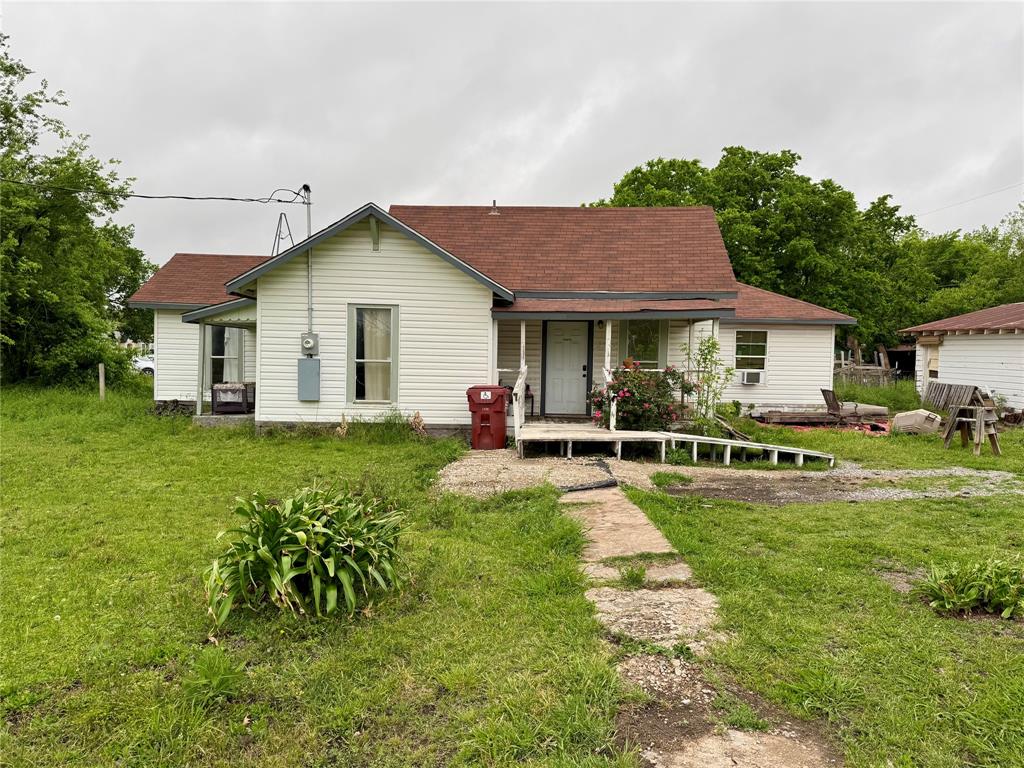207 S Cedar Street — photo