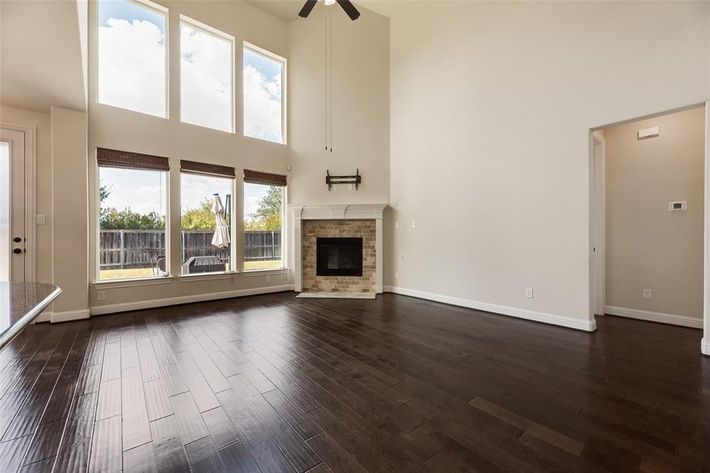302 Daylily Drive — photo