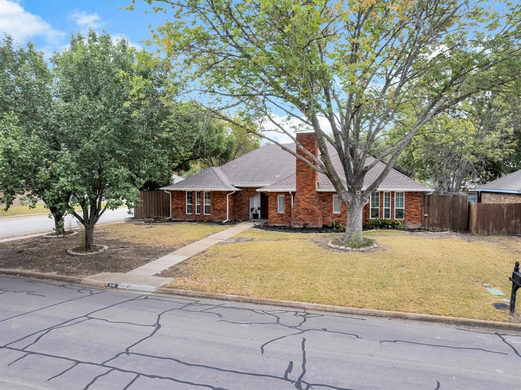 816 Autumn Lake Drive — photo