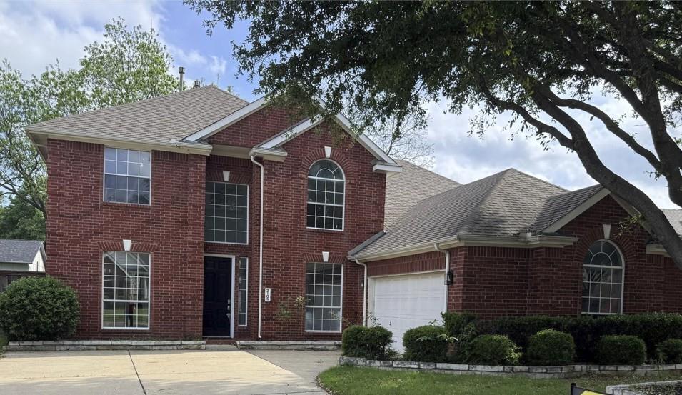 2105 Woodview Drive — photo