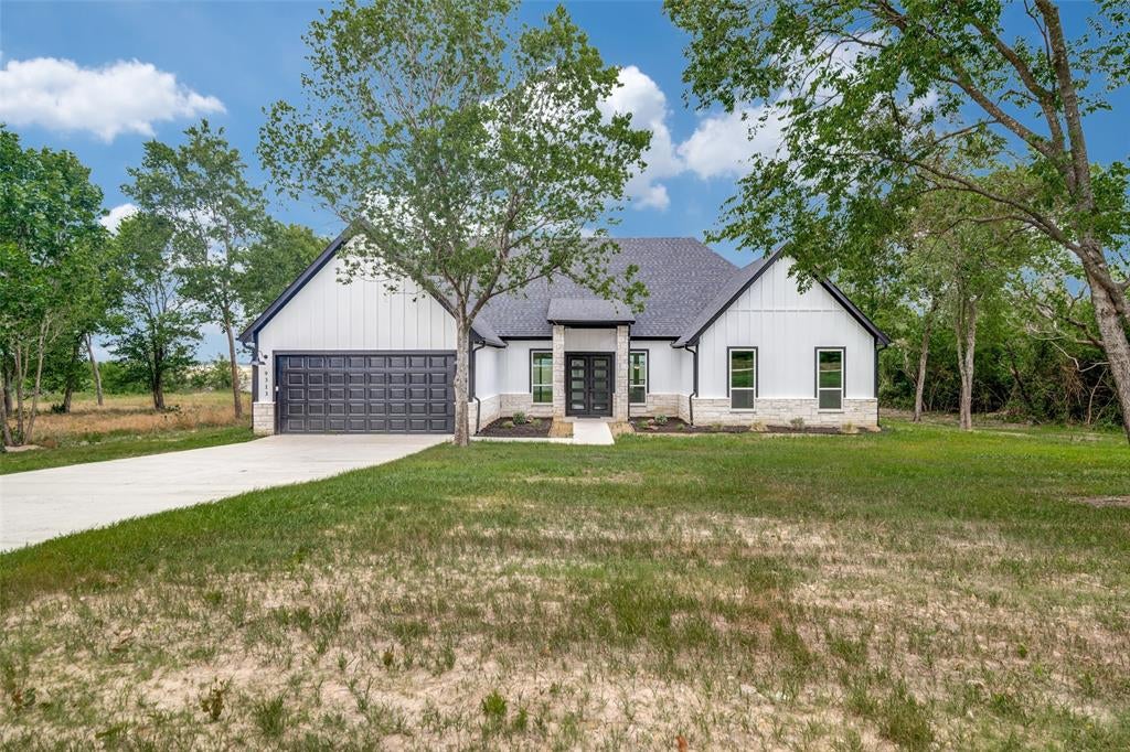 9313 W Shoreline Drive — photo