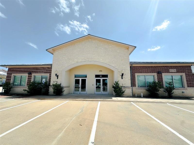 4116 W Spring Creek Parkway 100 — photo