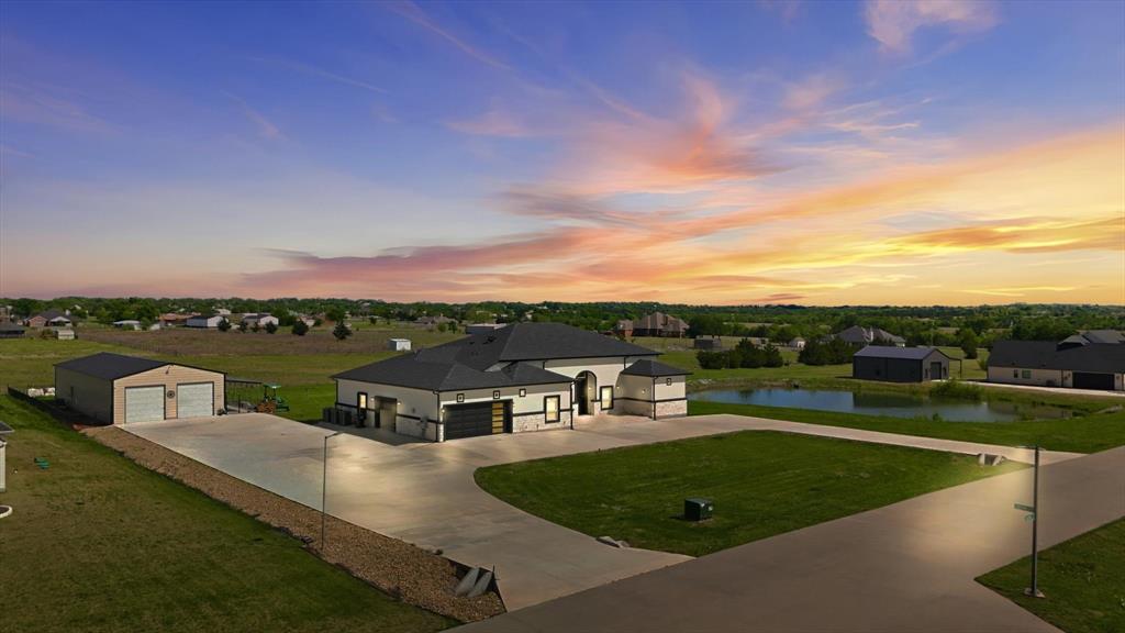 1401 Carter Drive — photo
