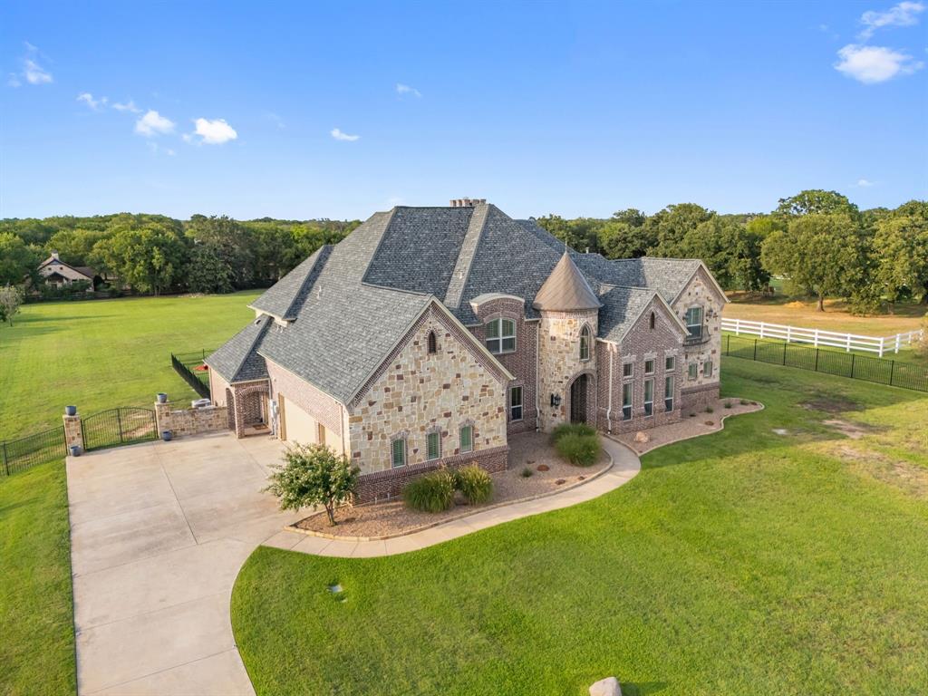 1311 Appaloosa Circle — photo