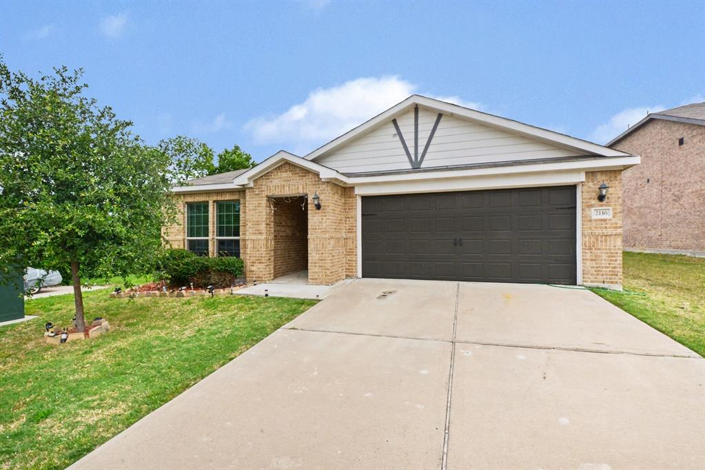 2116 Canterbury Drive — photo