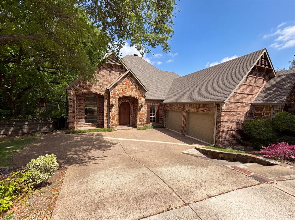 1309 Winding Brook Drive — photo