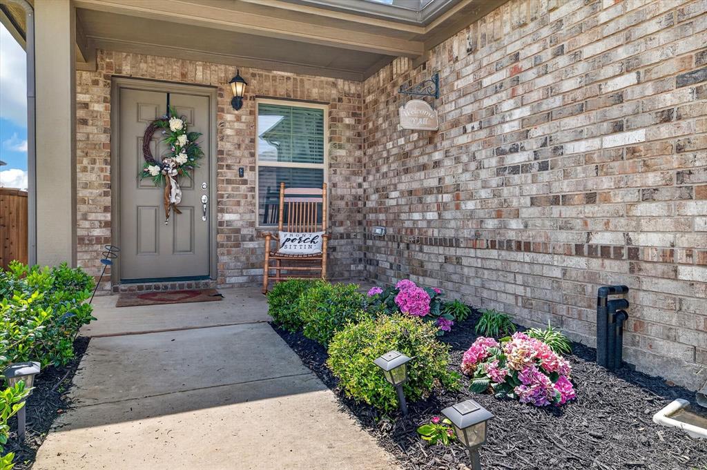 14136 Danesdale Drive — photo