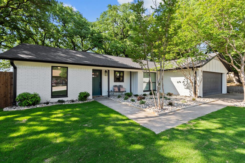 103 Camelot Drive — photo