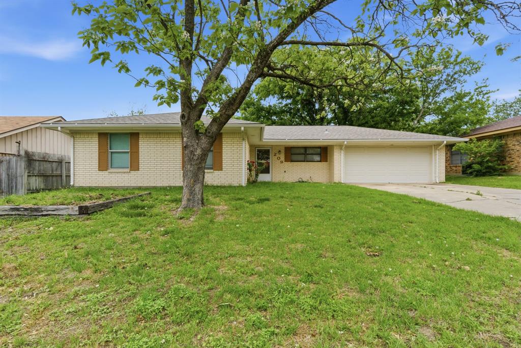 209 Moonlight Trail — photo
