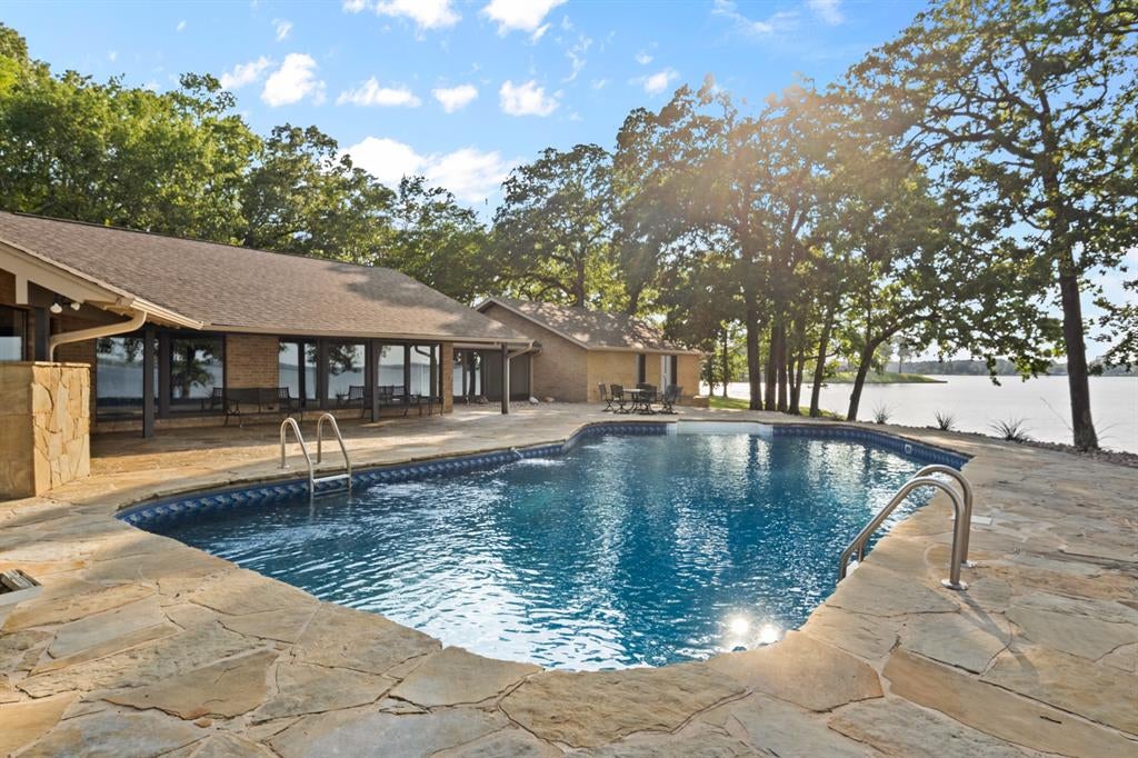 360 County Road 2136 — photo