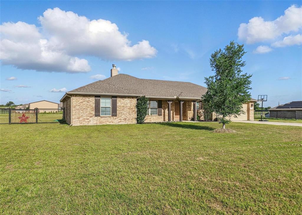 240 Springwood Ranch Loop — photo