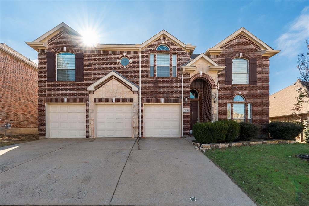 213 Palomino Court — photo