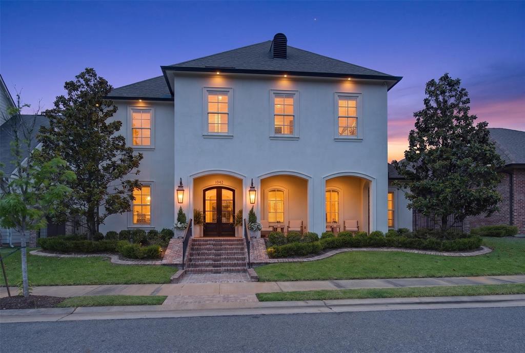 1042 Winterberry Lane — photo