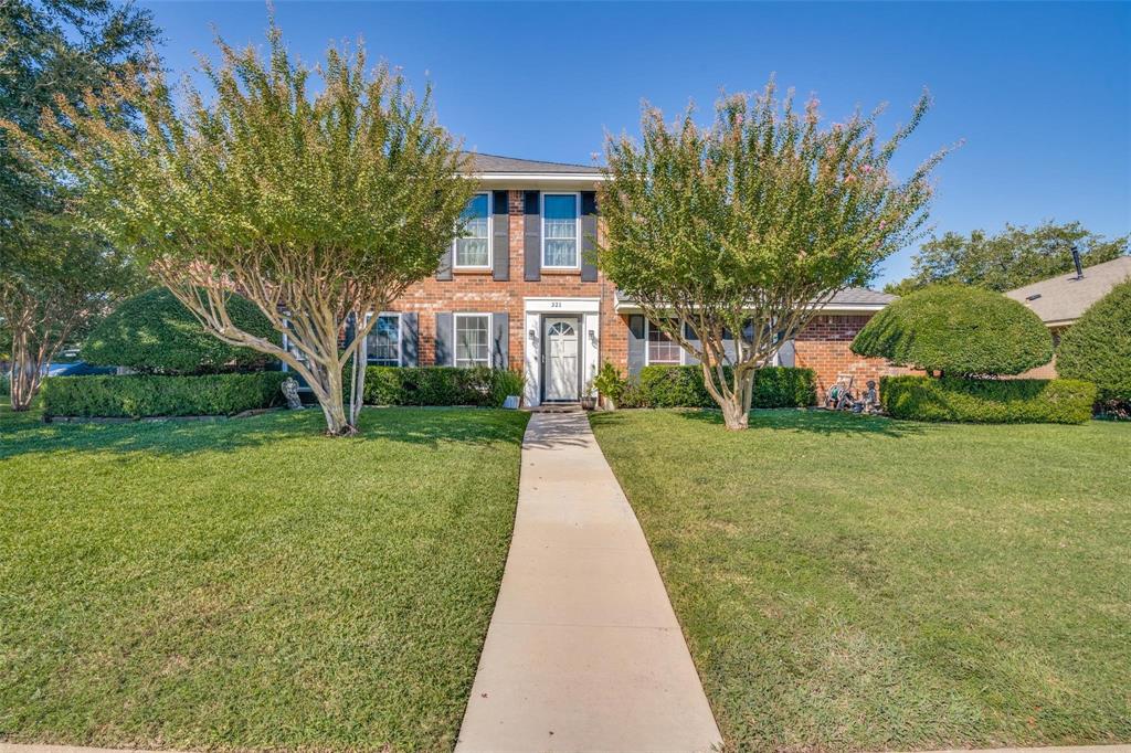 321 Kingsbridge Drive — photo