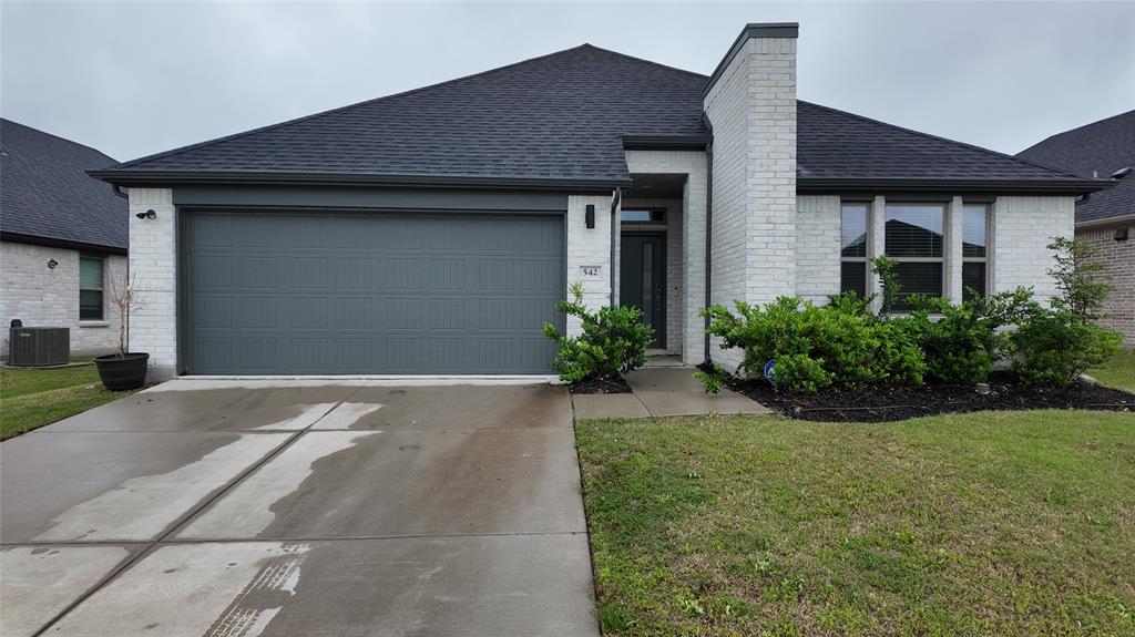 542 Chase Creek Drive — photo